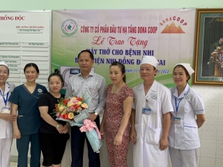 Công ty Donacoop tặng 2 máy thở cho bệnh nhi tại Bệnh viện Nhi đồng Đồng Nai